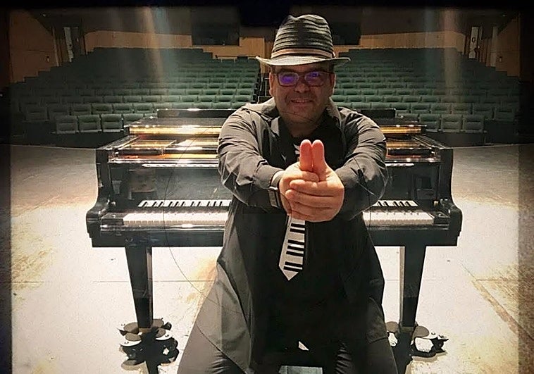 El paso de La Cena por el Templo de Diana será recibido el domingo con dos temas al piano